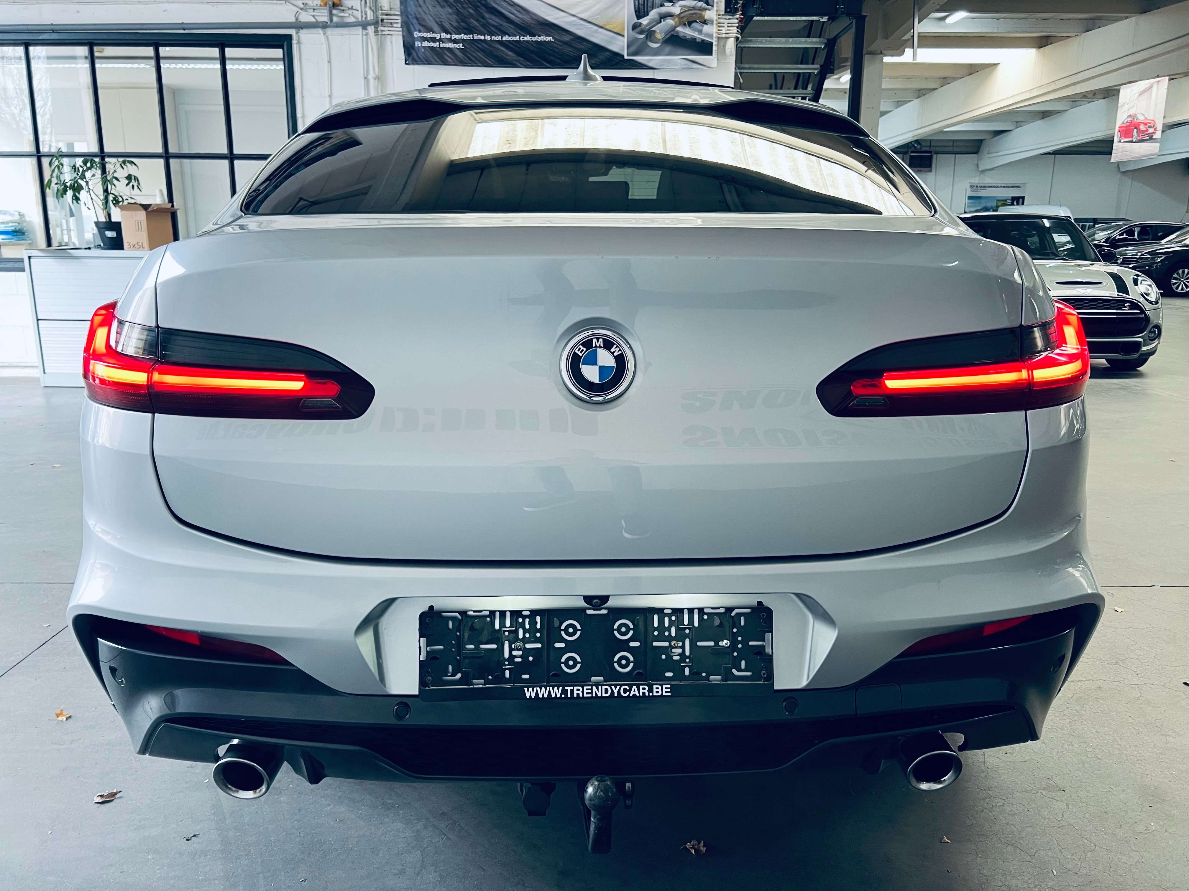 BMW X4 xDrive20iA+PACK M+HUD+PANO+KEYLESS+CARNET+GARANTIE