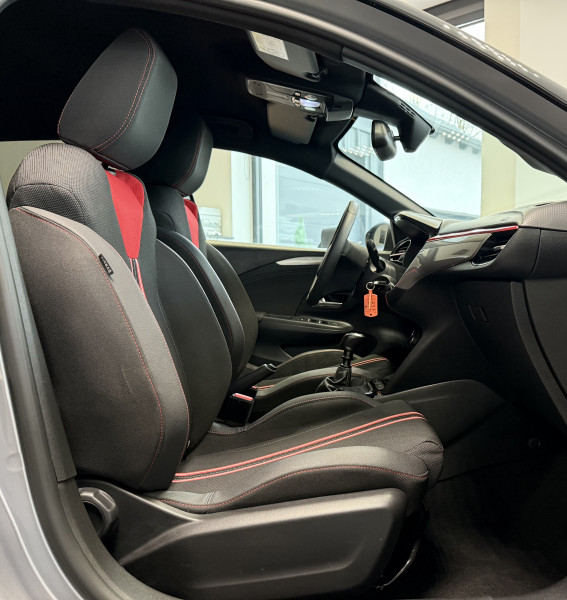 Opel CORSA / A PARTIR DE 169,67/MOIS* / 1.2 TURBO 100CH GS LINE