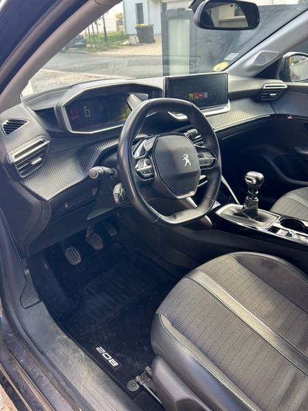 Peugeot 208 II 1.5 BLUEHDI 100 S&amp;S ALLURE PACK