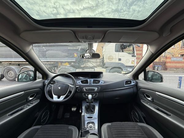 Renault Scenic III (2) XMOD 1.5 DCI 110 BOSE EDITION EDC