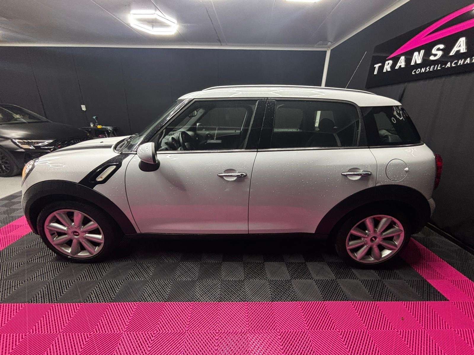 MINI Cooper D Countryman 1.6 / EURO 6 / CARNET MINI / BELGE