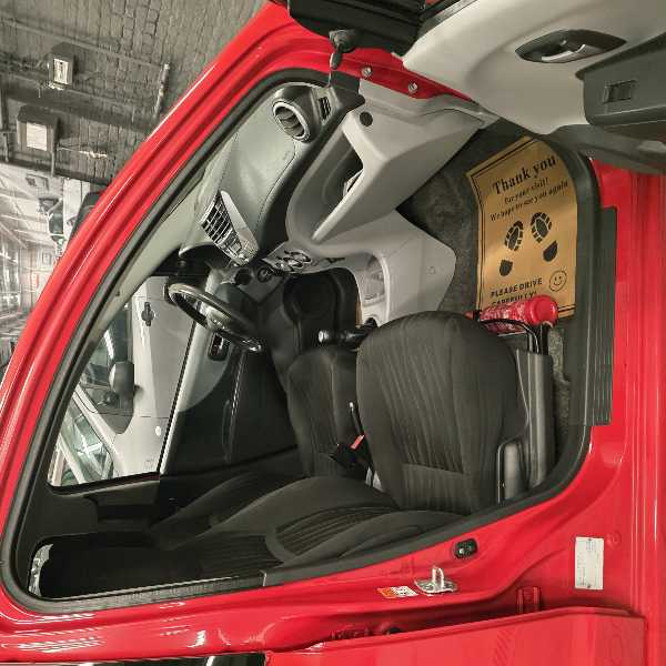 Nissan Pixo 1.0i