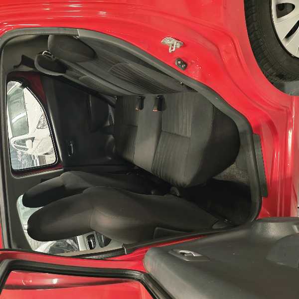 Nissan Pixo 1.0i