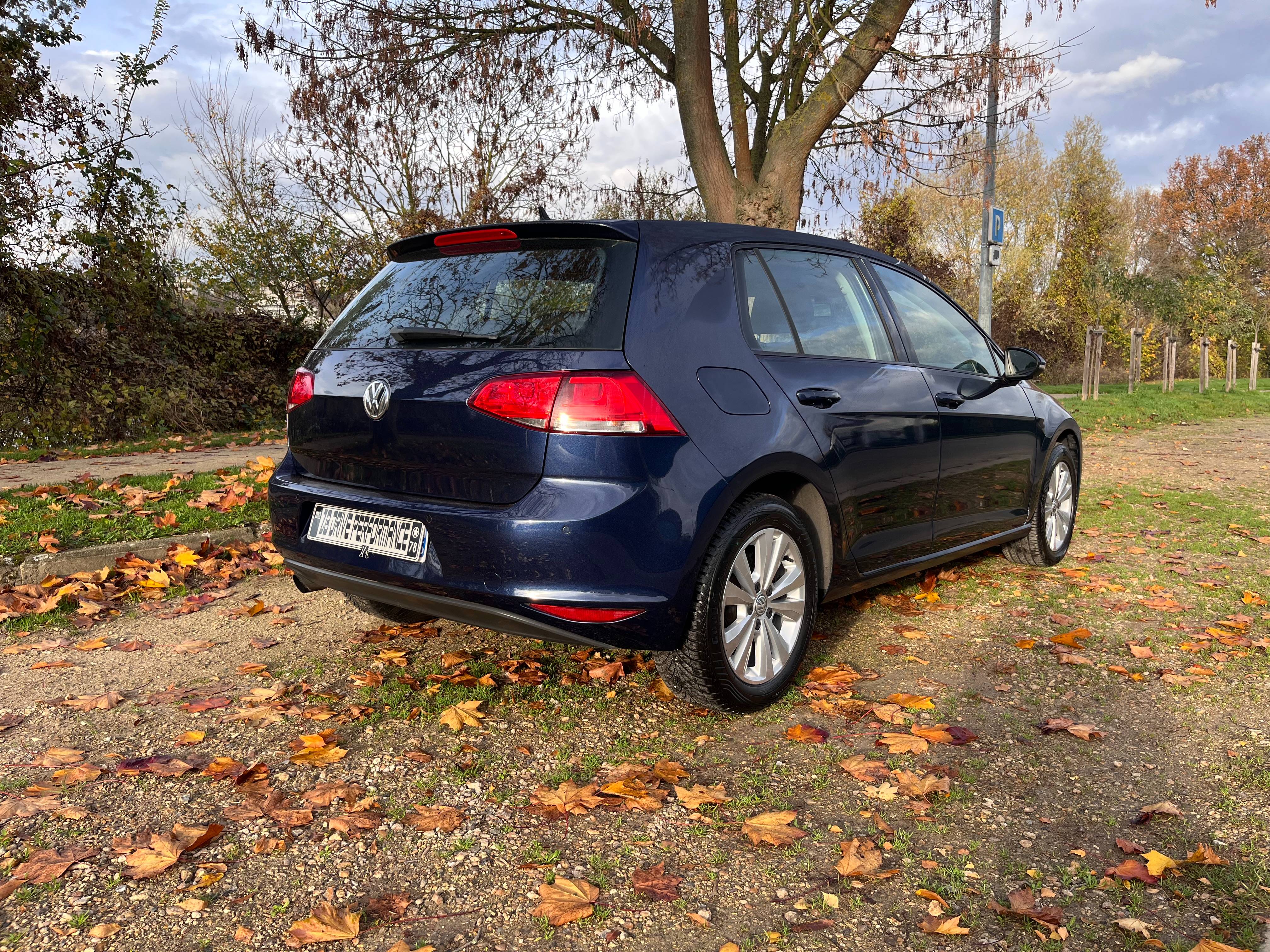 Volkswagen Golf VII 1.2 TSI 105 BLUEMOTION TECHNOLOGY CONFORTLINE 5P