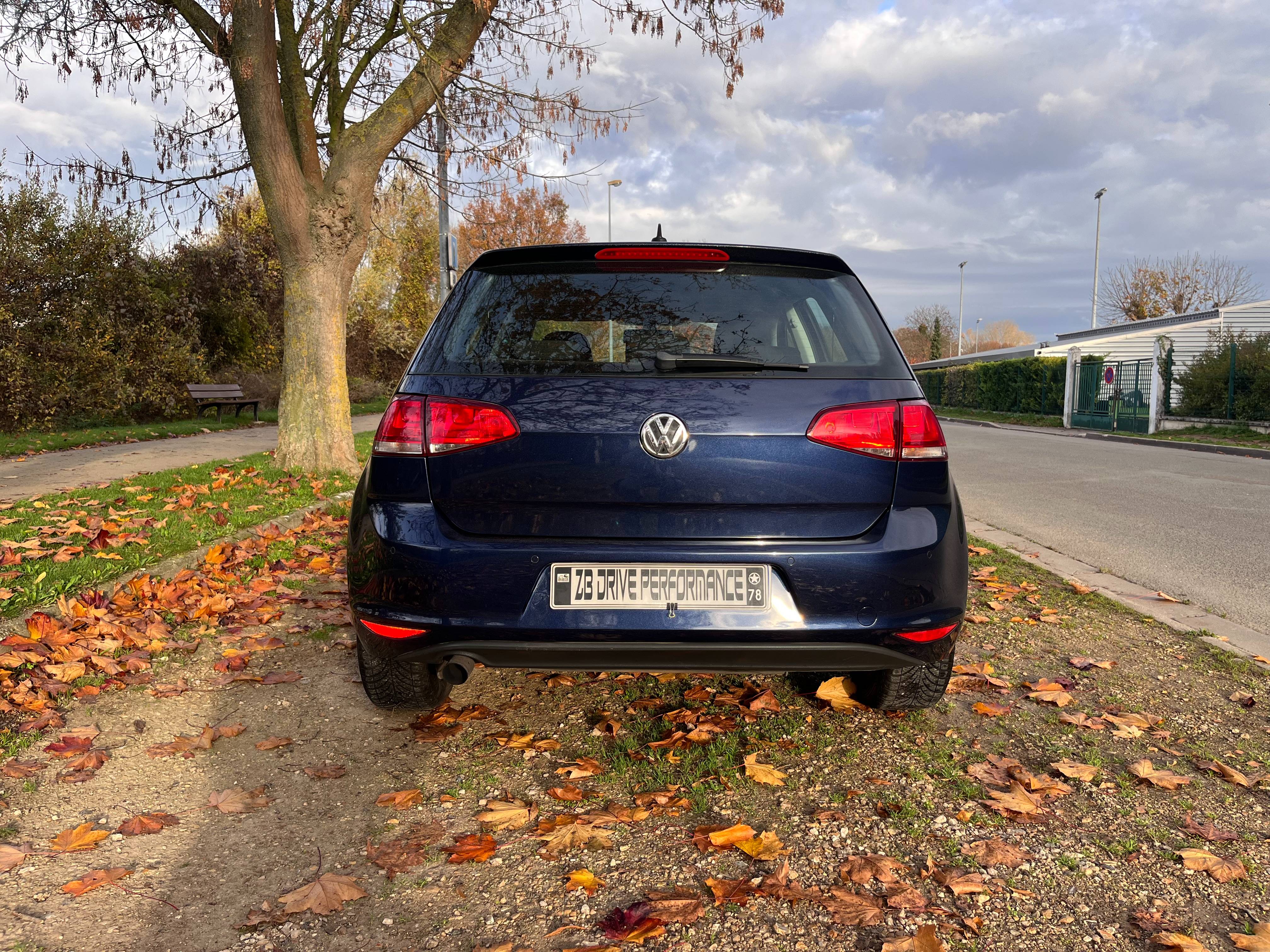 Volkswagen Golf VII 1.2 TSI 105 BLUEMOTION TECHNOLOGY CONFORTLINE 5P