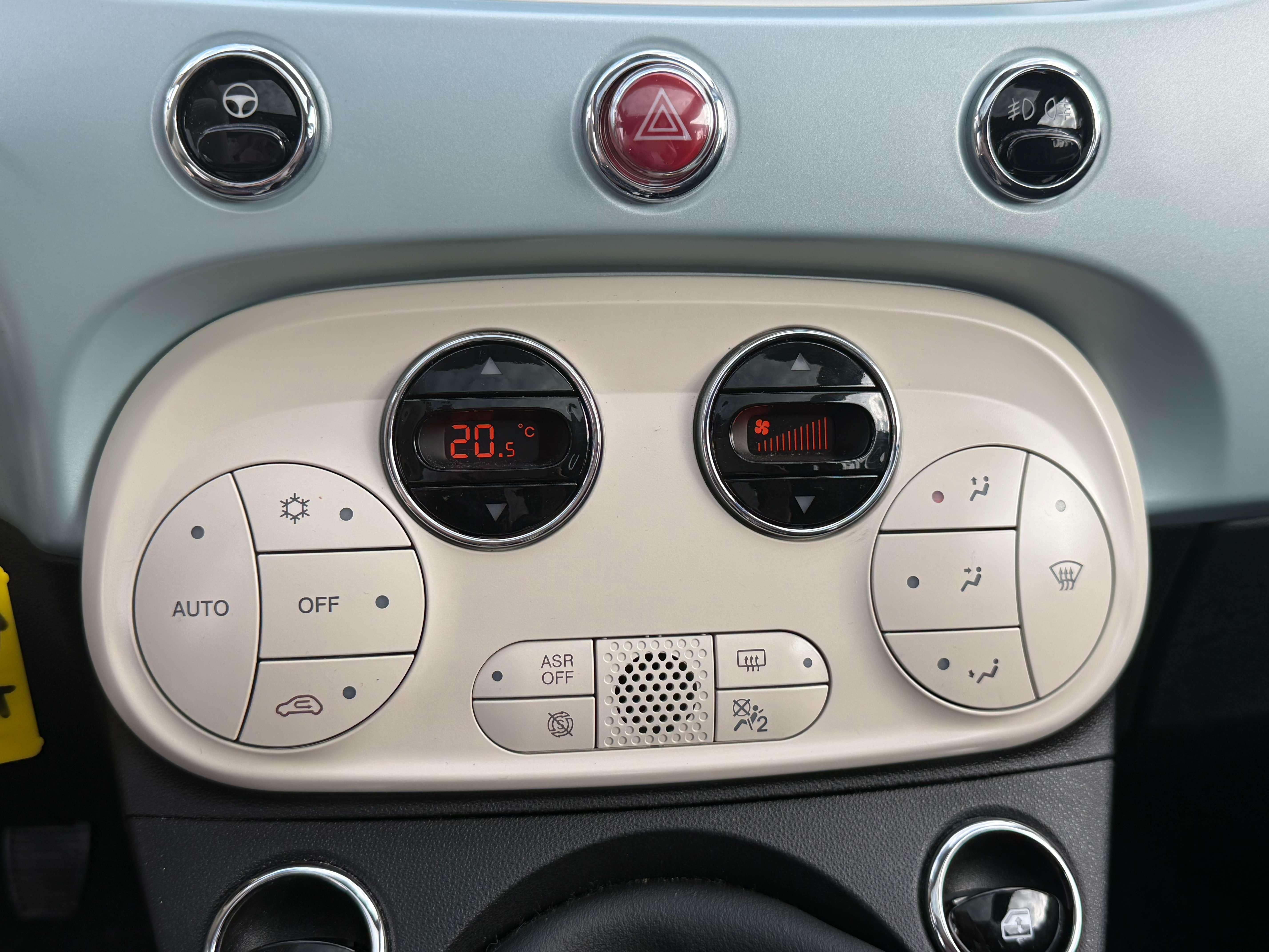 Fiat 500 500 1.0i Dolcevita / 26.703 km /Essence-électr.