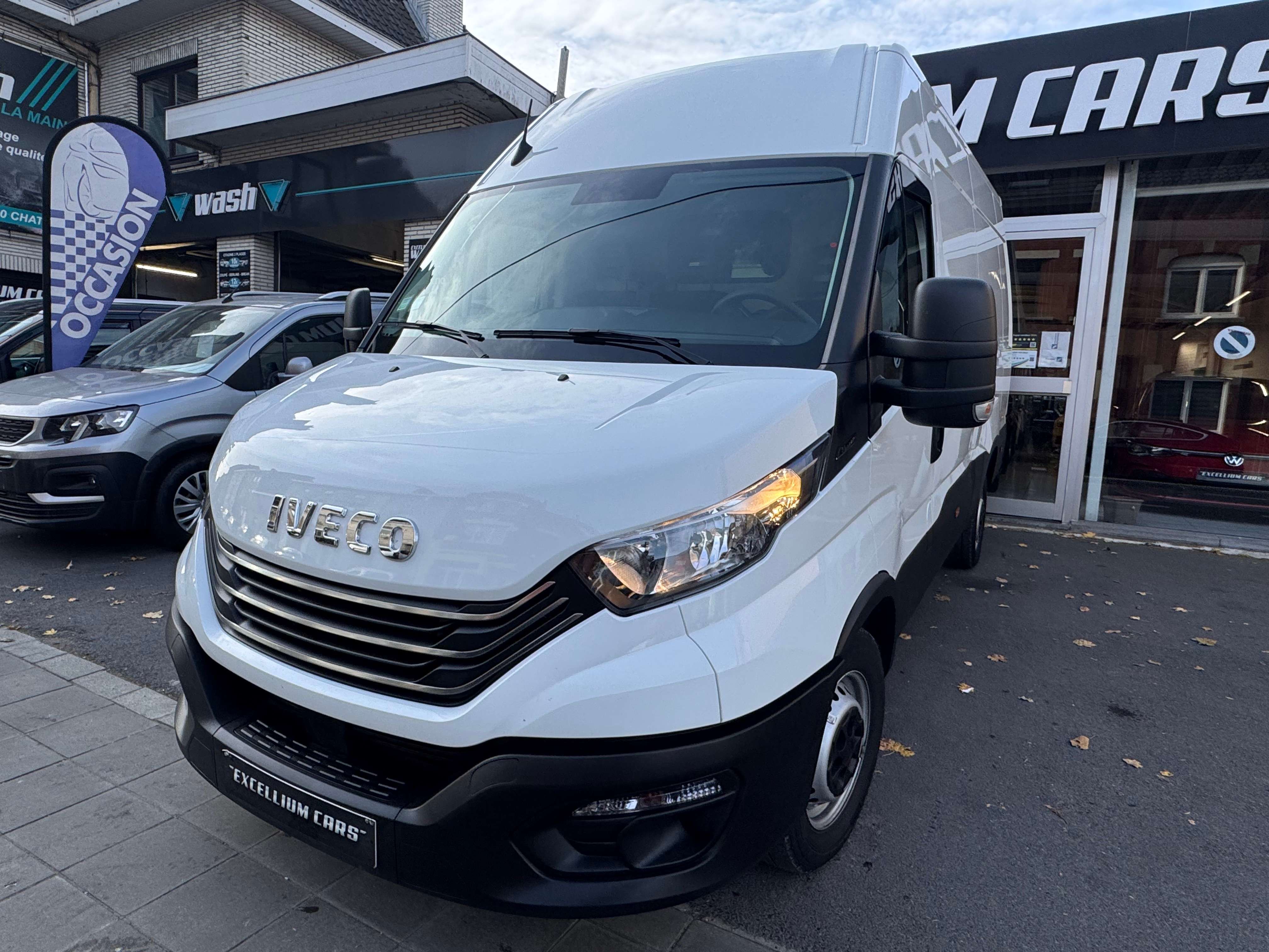 Iveco Daily 2.3 Turbo Airco Vitres Elect 3Places 35S14