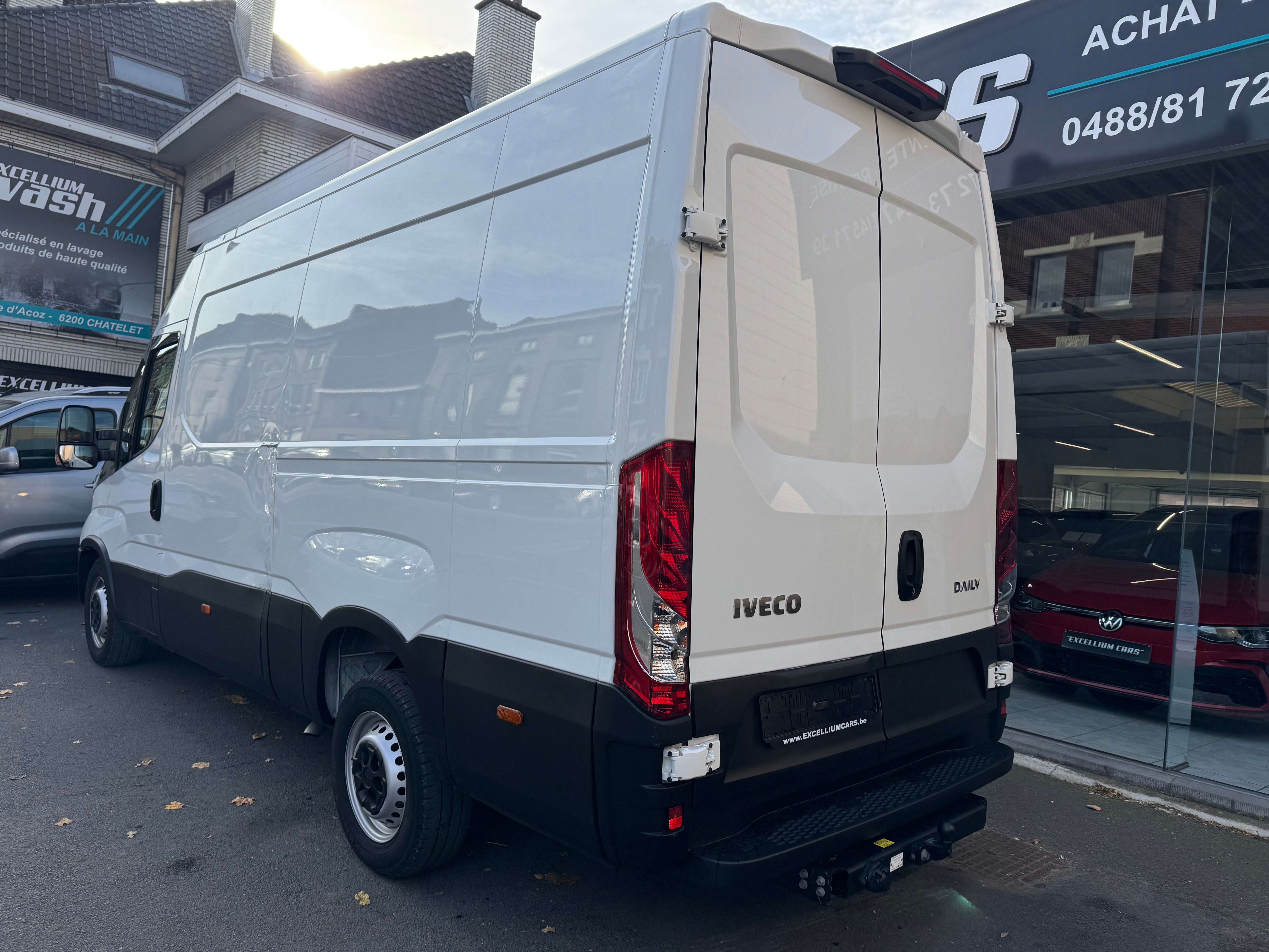 Iveco Daily 2.3 Turbo Airco Vitres Elect 3Places 35S14