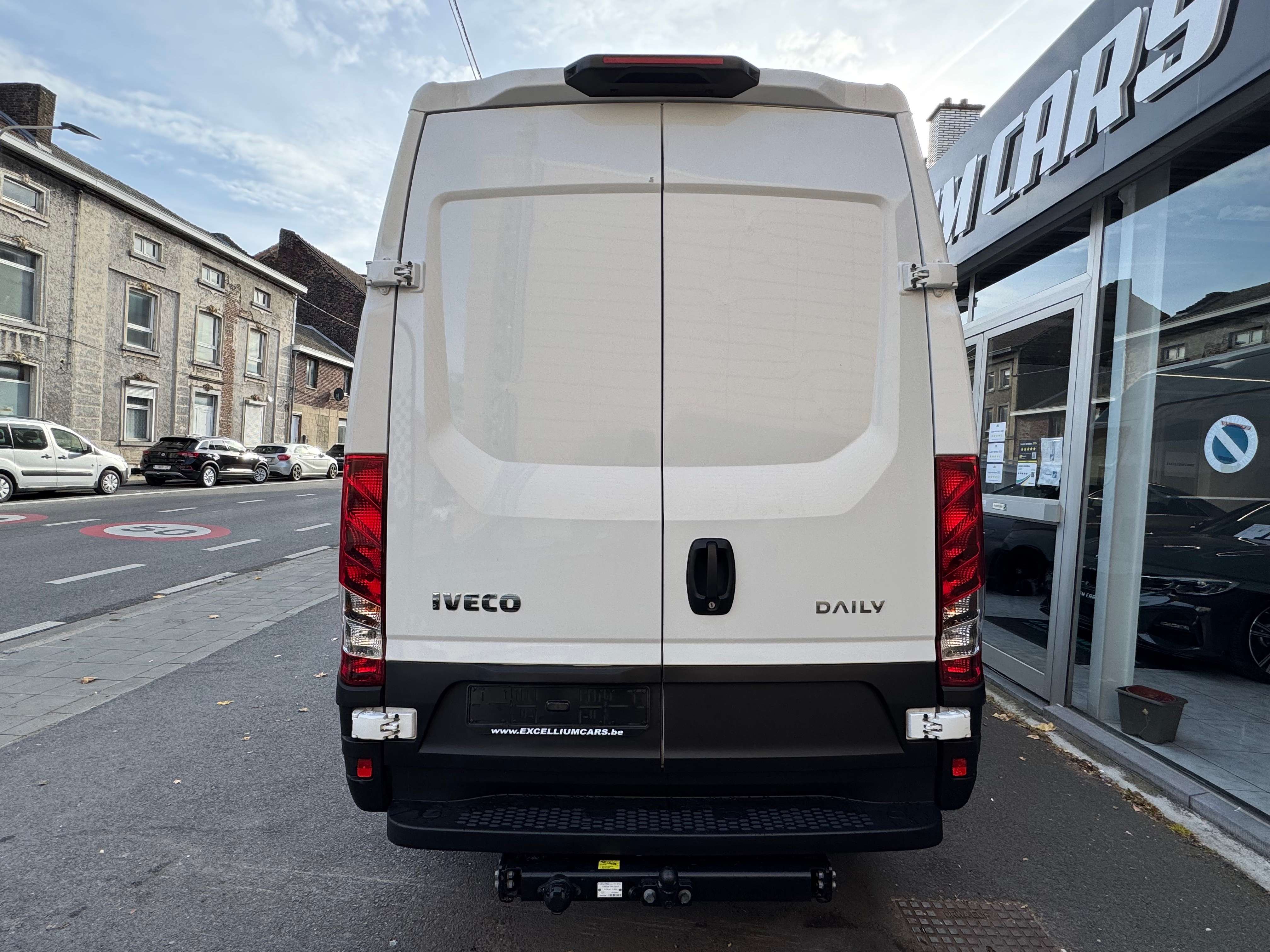 Iveco Daily 2.3 Turbo Airco Vitres Elect 3Places 35S14