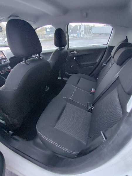 Peugeot 208 (2) 1.6 BLUEHDI 100 ACTIVE BUSINESS 5P