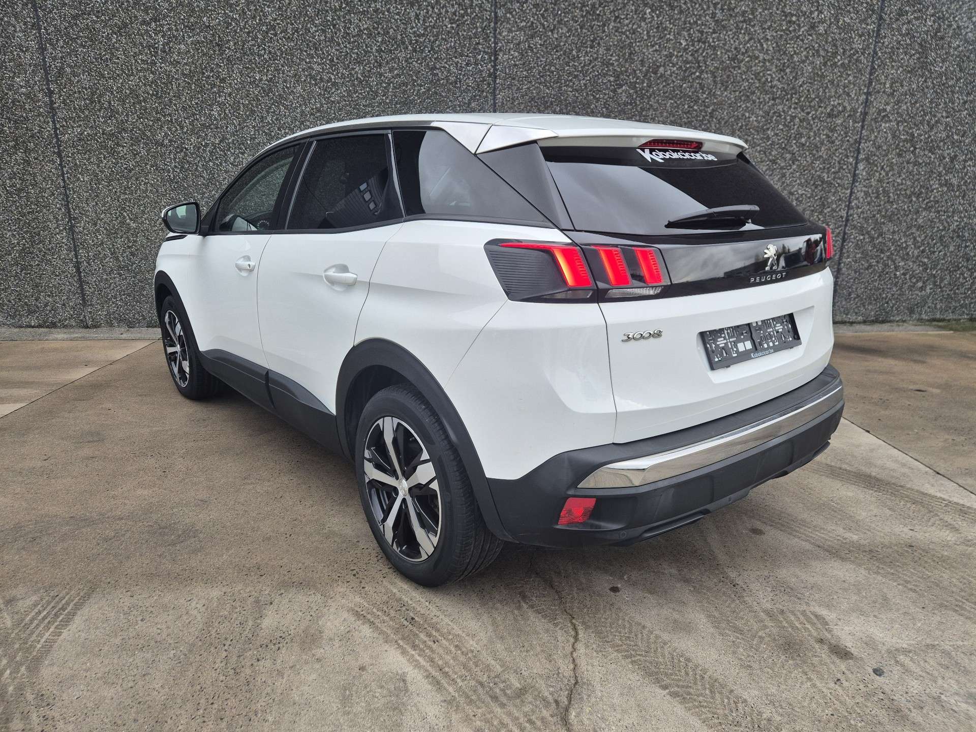 Peugeot 3008 1.5 BlueHDi Allure//CARPLAY//GPS//CLIM/GARANTIE