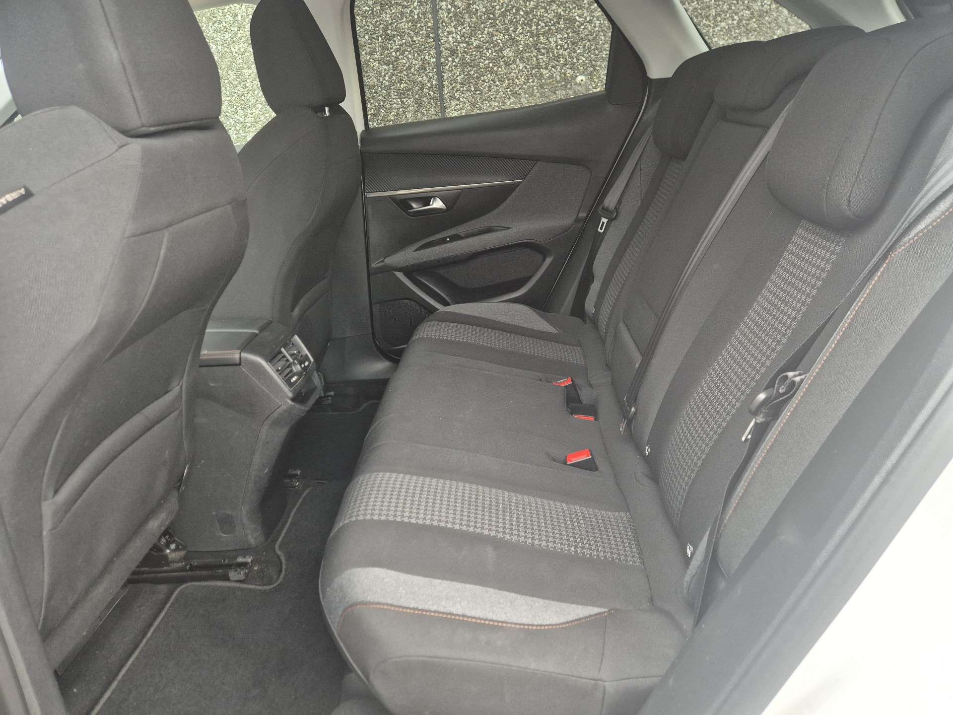 Peugeot 3008 1.5 BlueHDi Allure//CARPLAY//GPS//CLIM/GARANTIE