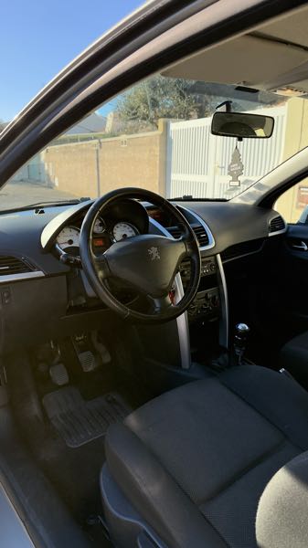 Peugeot 207 1.4 75 STYLE 3P
