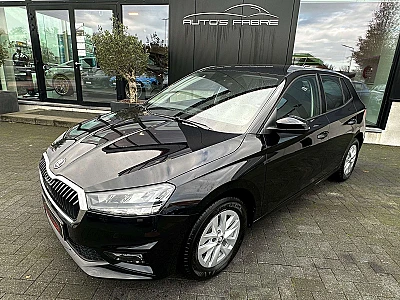 Skoda Fabia 1.0i  DSG  130years Camera GPS Verw zetels NIEUW