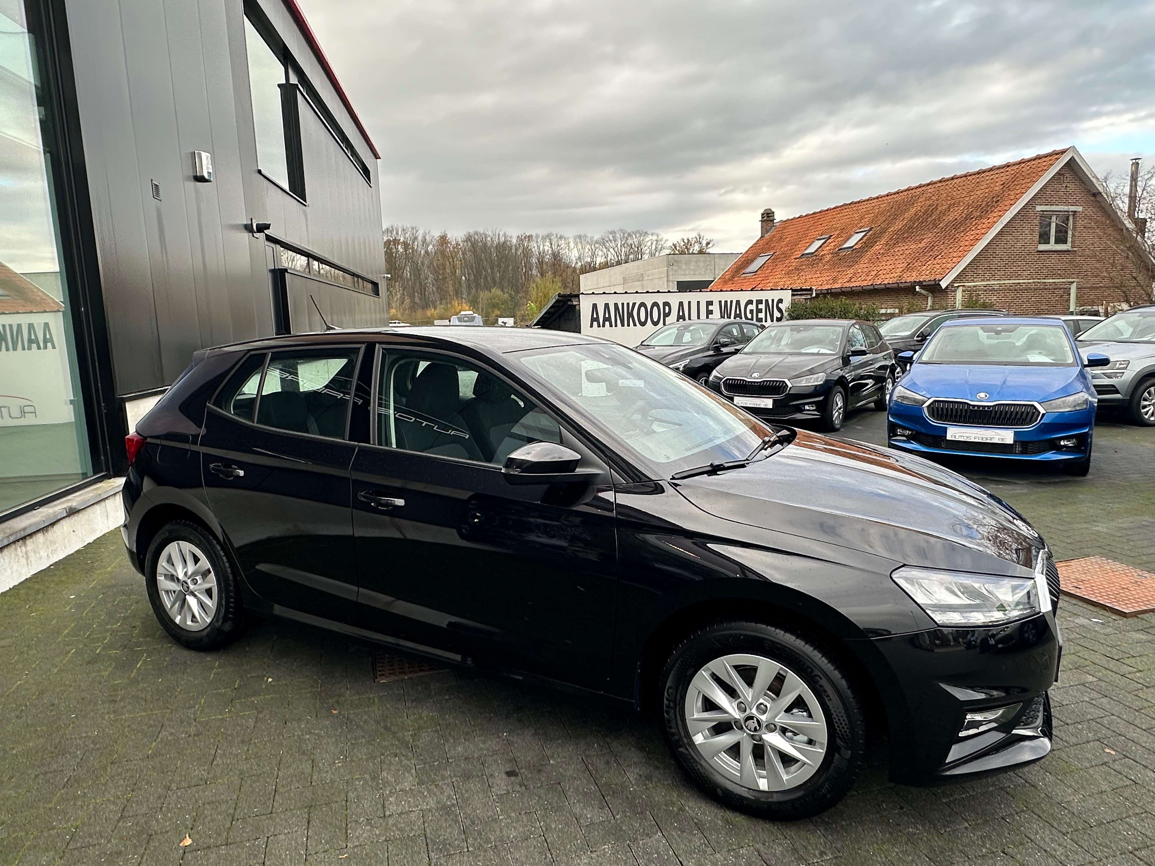 Skoda Fabia 1.0i  DSG  130years Camera GPS Verw zetels NIEUW