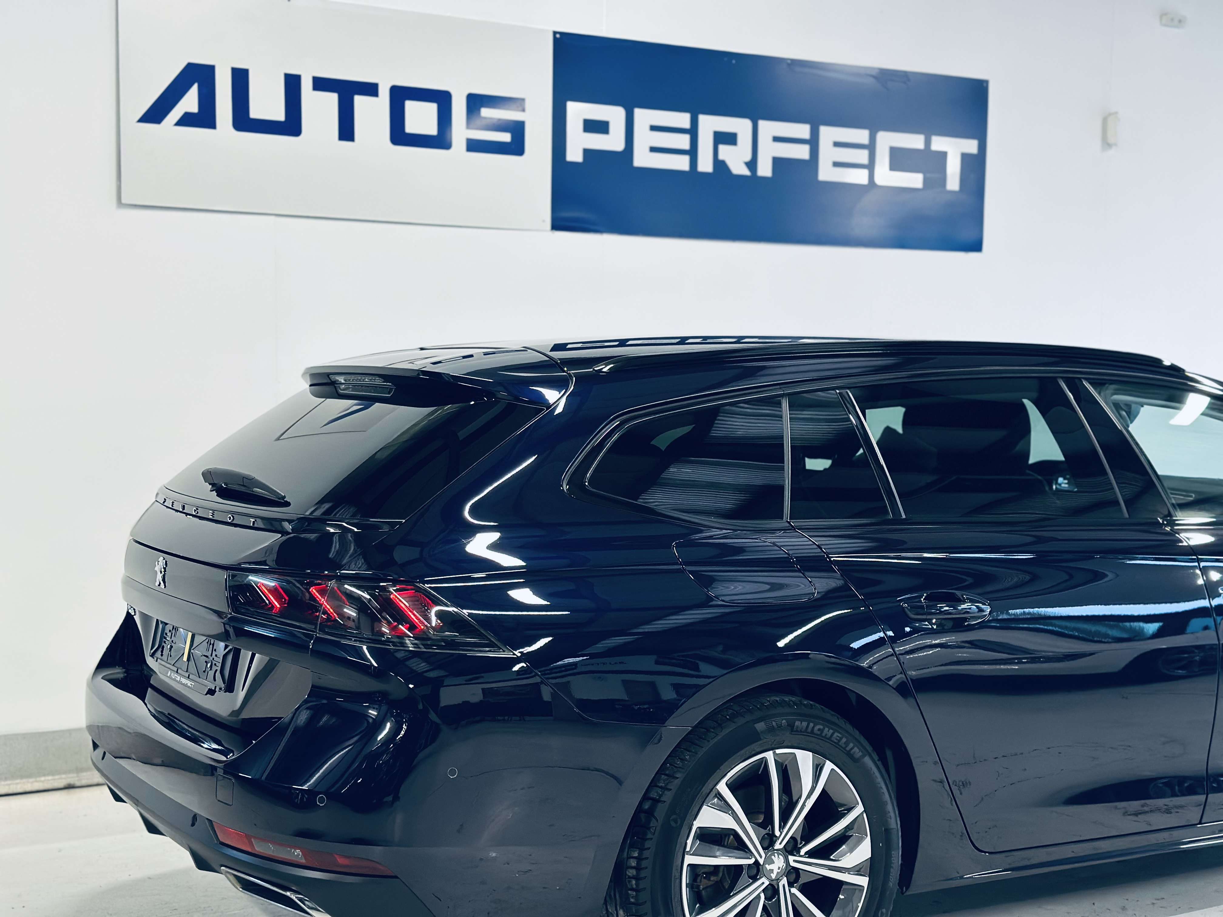 Peugeot 508 1.5 BlueHDi CAMERA PDC NAVI BIZONE CARPLAY ISOFIX