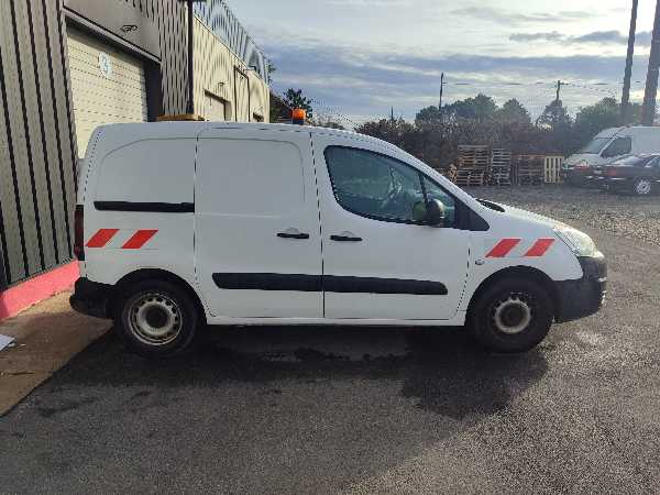 Citroen Berlingo 1.6 BlueHDi 75 CH Club M [3P] ✅ Première ma