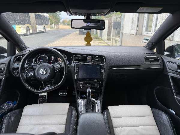 Volkswagen Golf VII (2) 2.0 TSI 300 R 4MOTION DSG7 5P
