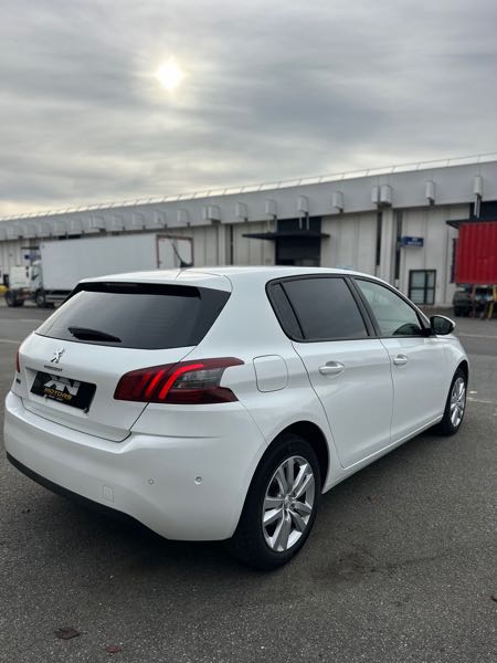 Peugeot 308 II (2) 1.5 BLUEHDI 130 ACTIVE