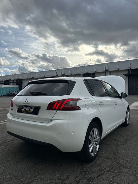 Peugeot 308 II (2) 1.5 BLUEHDI 130 ACTIVE