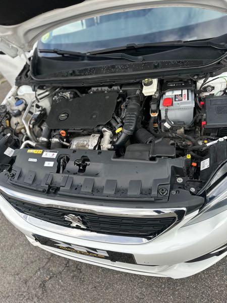 Peugeot 308 II (2) 1.5 BLUEHDI 130 ACTIVE