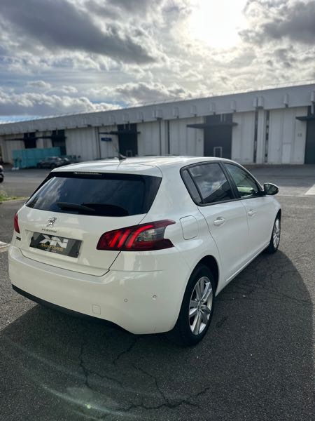 Peugeot 308 II (2) 1.5 BLUEHDI 130 ACTIVE