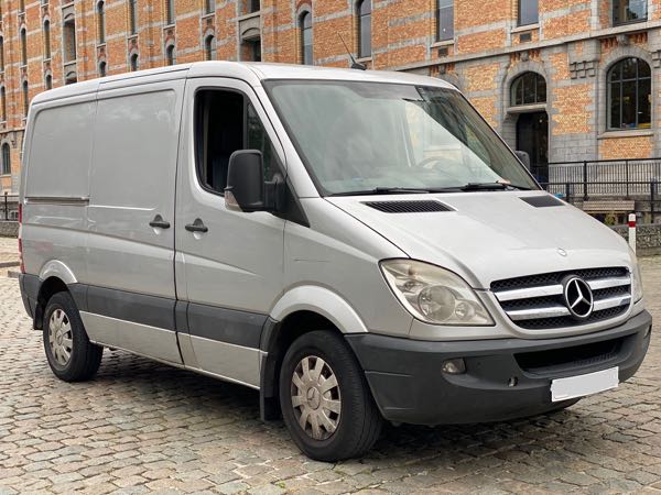 Mercedes-Benz Sprinter 311cdi AUTOMATIQUE ROULE NICKEL!!
