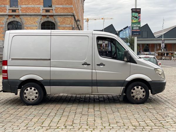 Mercedes-Benz Sprinter 311cdi AUTOMATIQUE ROULE NICKEL!!