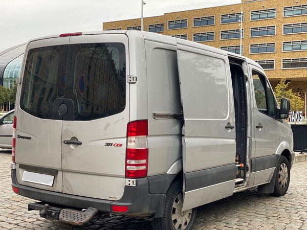 Mercedes-Benz Sprinter 311cdi AUTOMATIQUE ROULE NICKEL!!