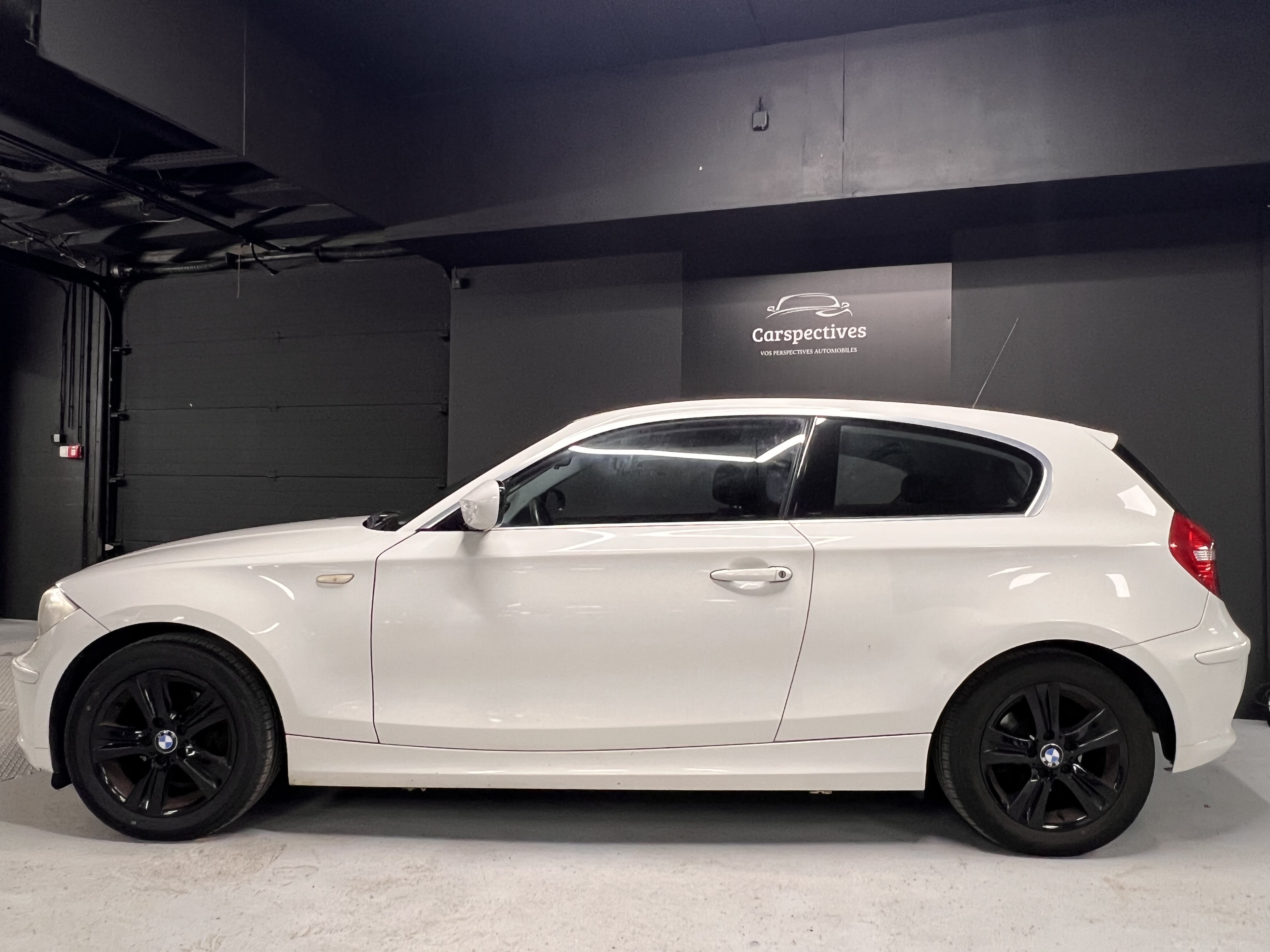 Bmw Serie 1 (E81) 2.0 116D 115 EDITION CONNECTED-DRIVE
