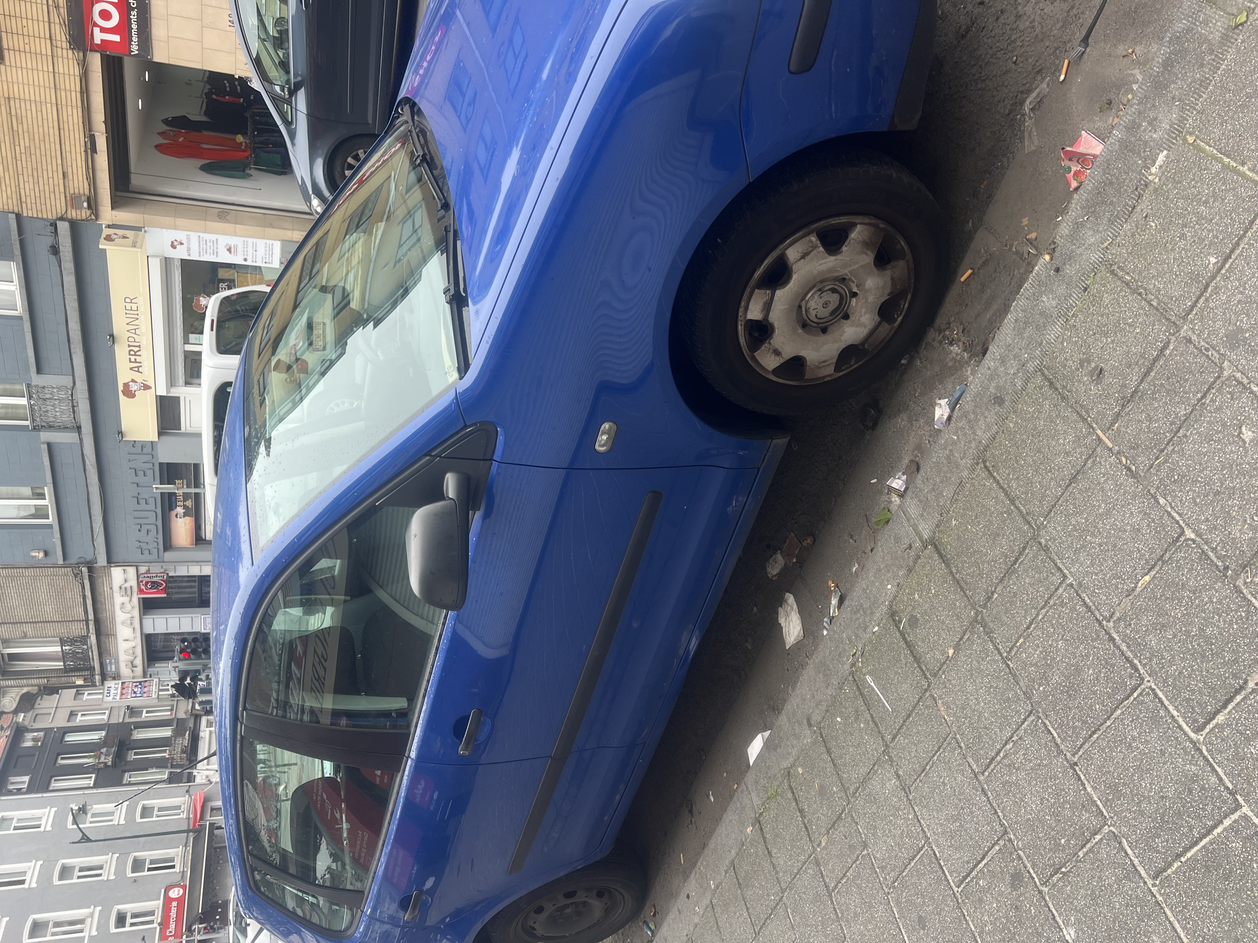 Volkswagen Polo IV (2) 1.2 65 CONFORT 3P
