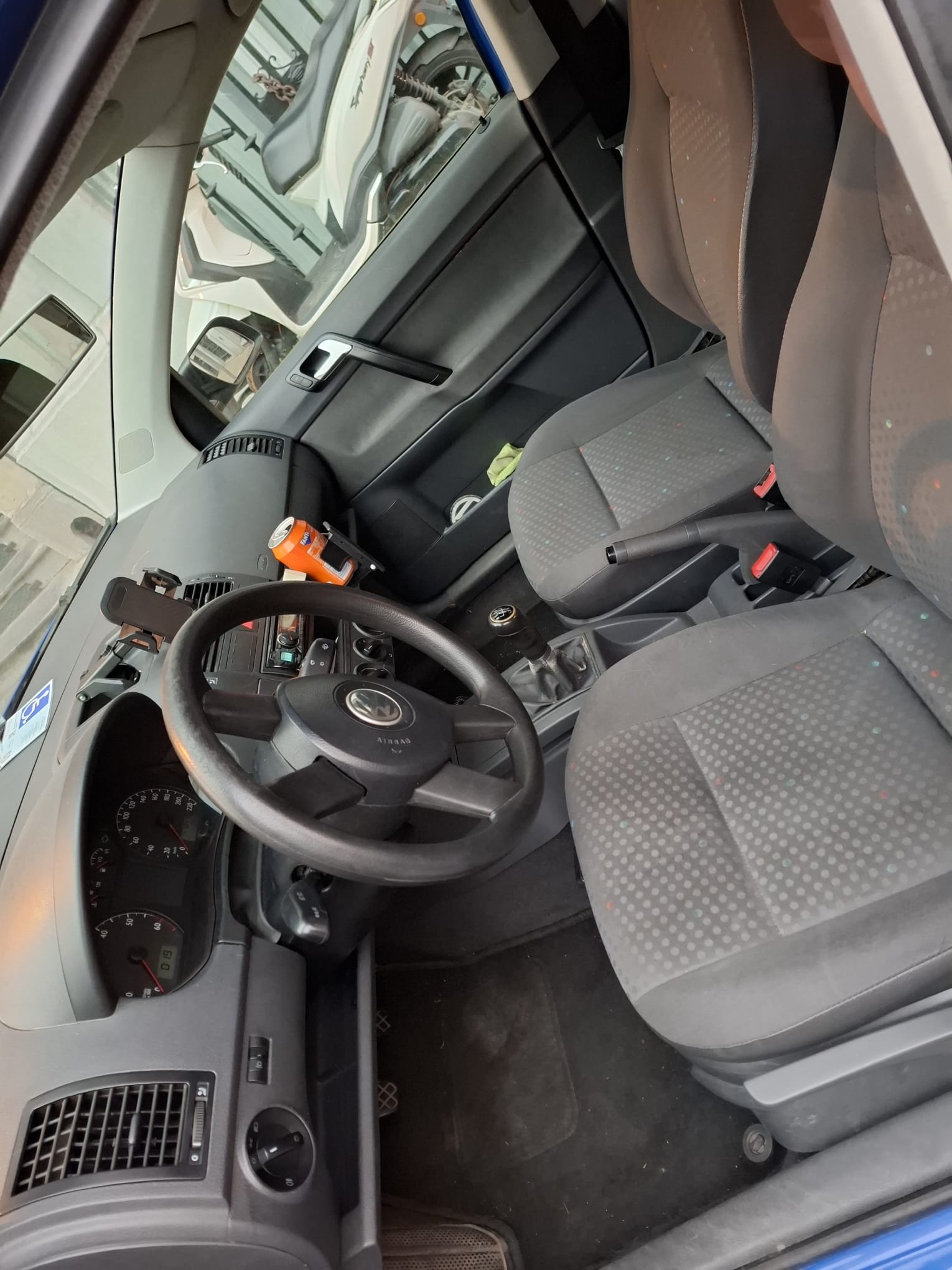 Volkswagen Polo IV (2) 1.2 65 CONFORT 3P