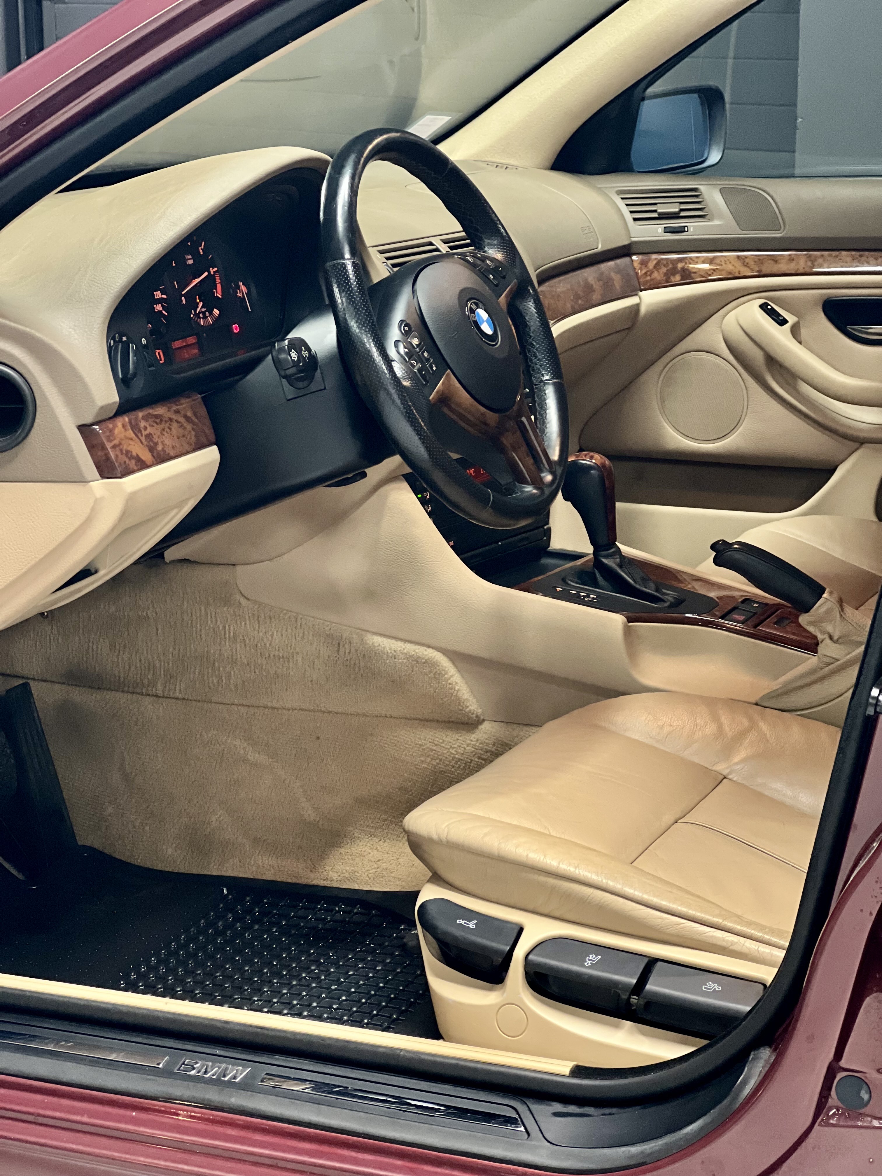 Bmw Serie 5 (E39) 525IA PREFERENCE PACK LUXE