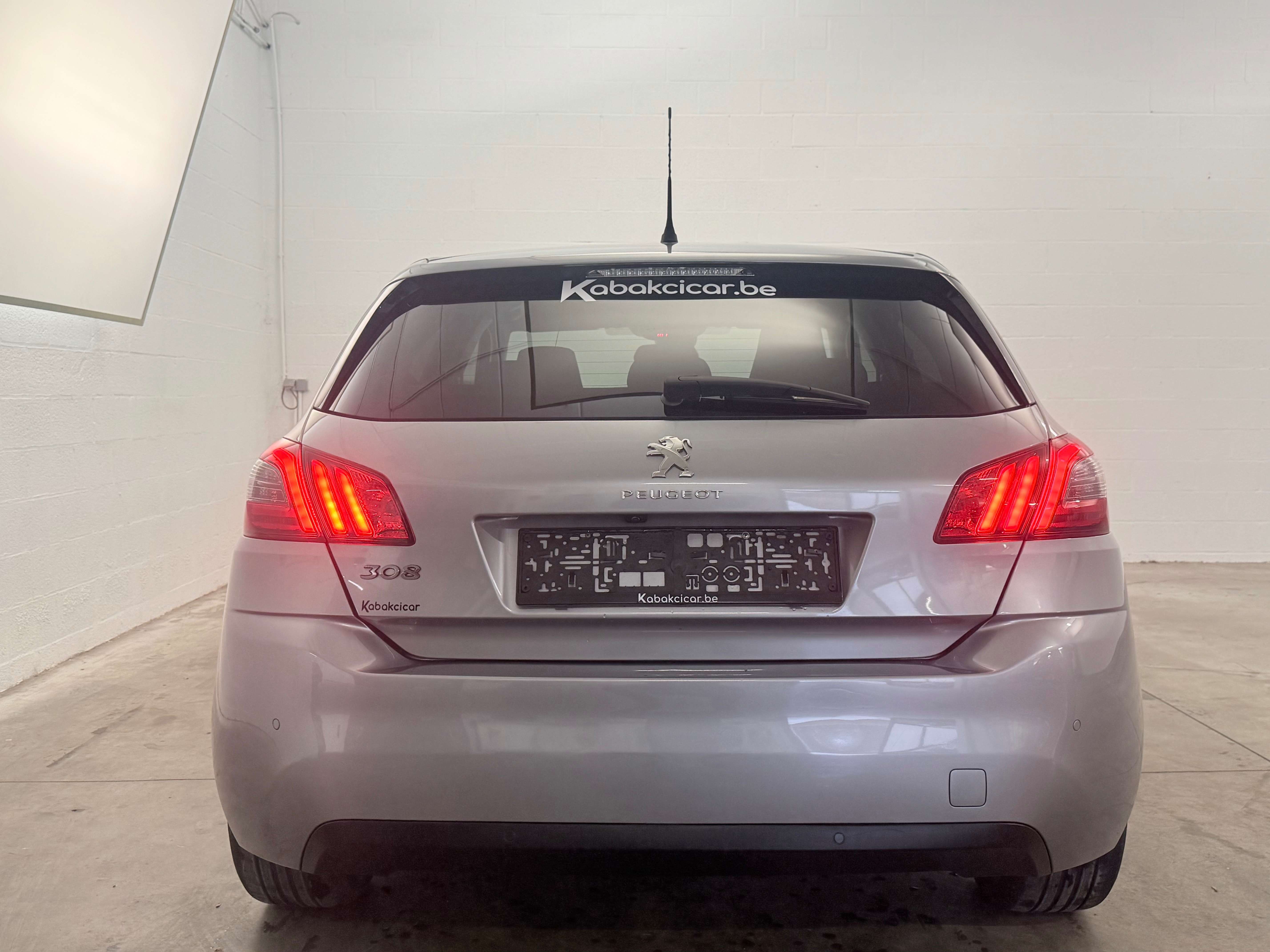 Peugeot 308 308 1.2 Allure / Navi / Caméra / Etat neuf !