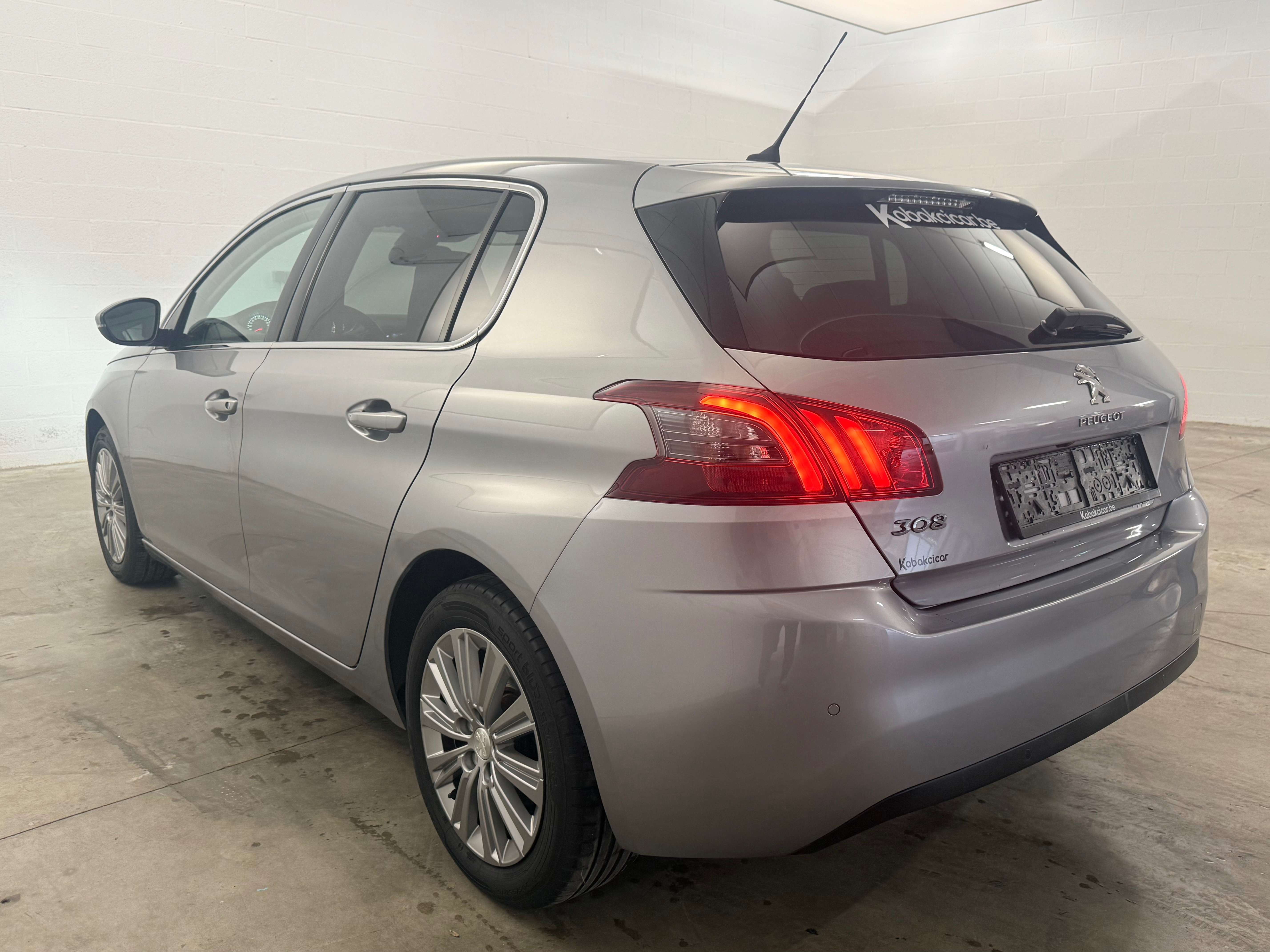 Peugeot 308 308 1.2 Allure / Navi / Caméra / Etat neuf !