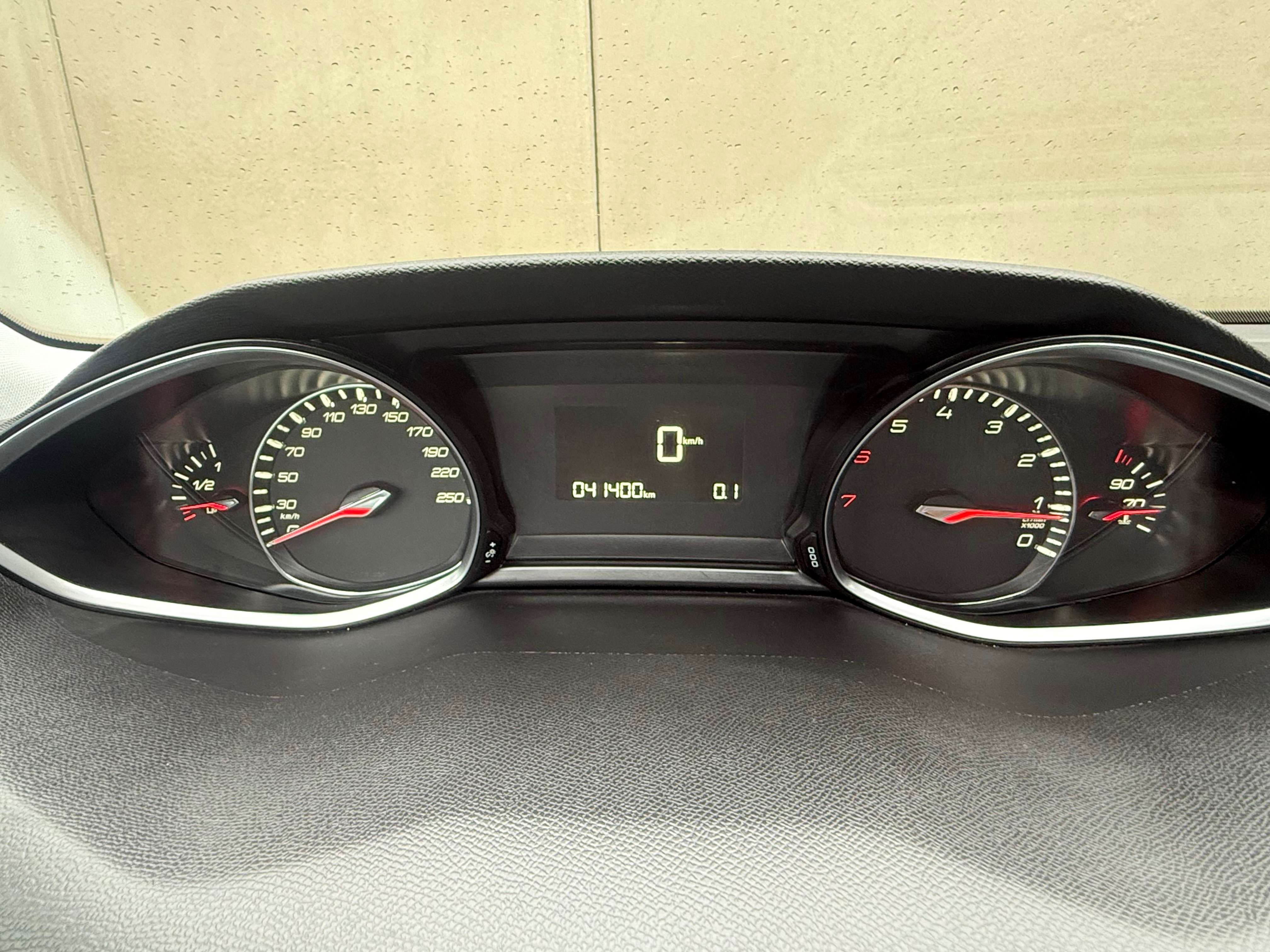 Peugeot 308 308 1.2 Allure / Navi / Caméra / Etat neuf !