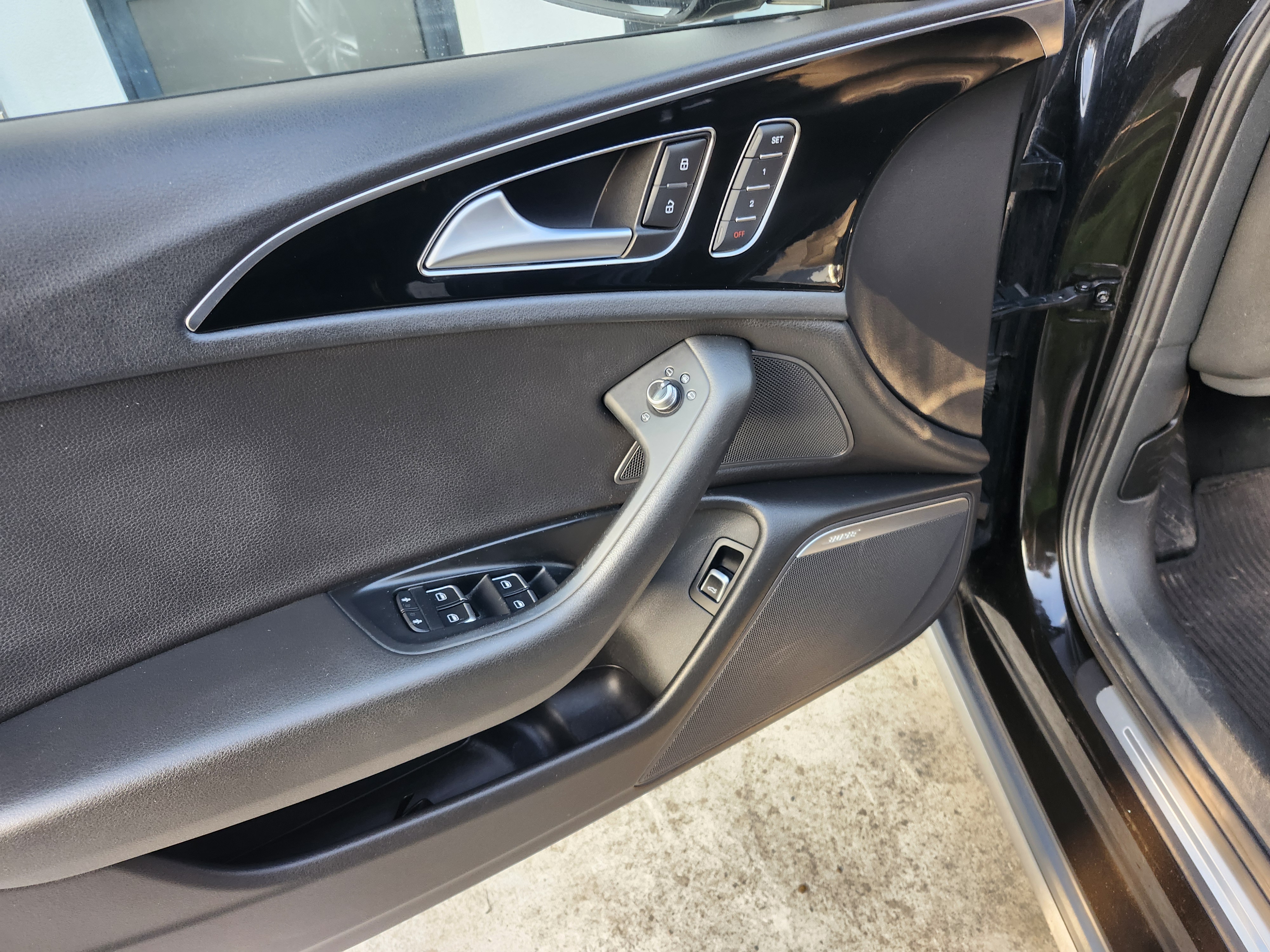 Audi A6 Allroad IV (2) 3.0 BITDI 320 AVUS TIPTRONIC 8