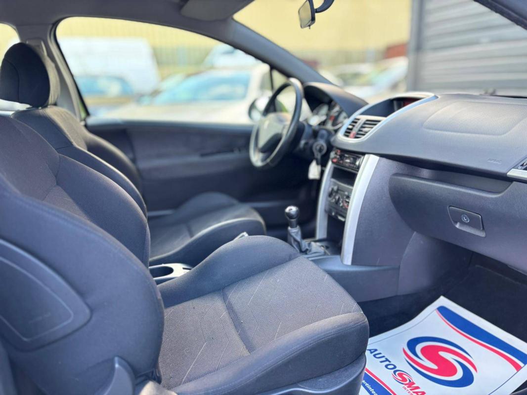 Peugeot 207 1.4 16v Sport 3p