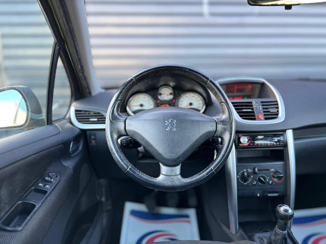 Peugeot 207 1.4 16v Sport 3p