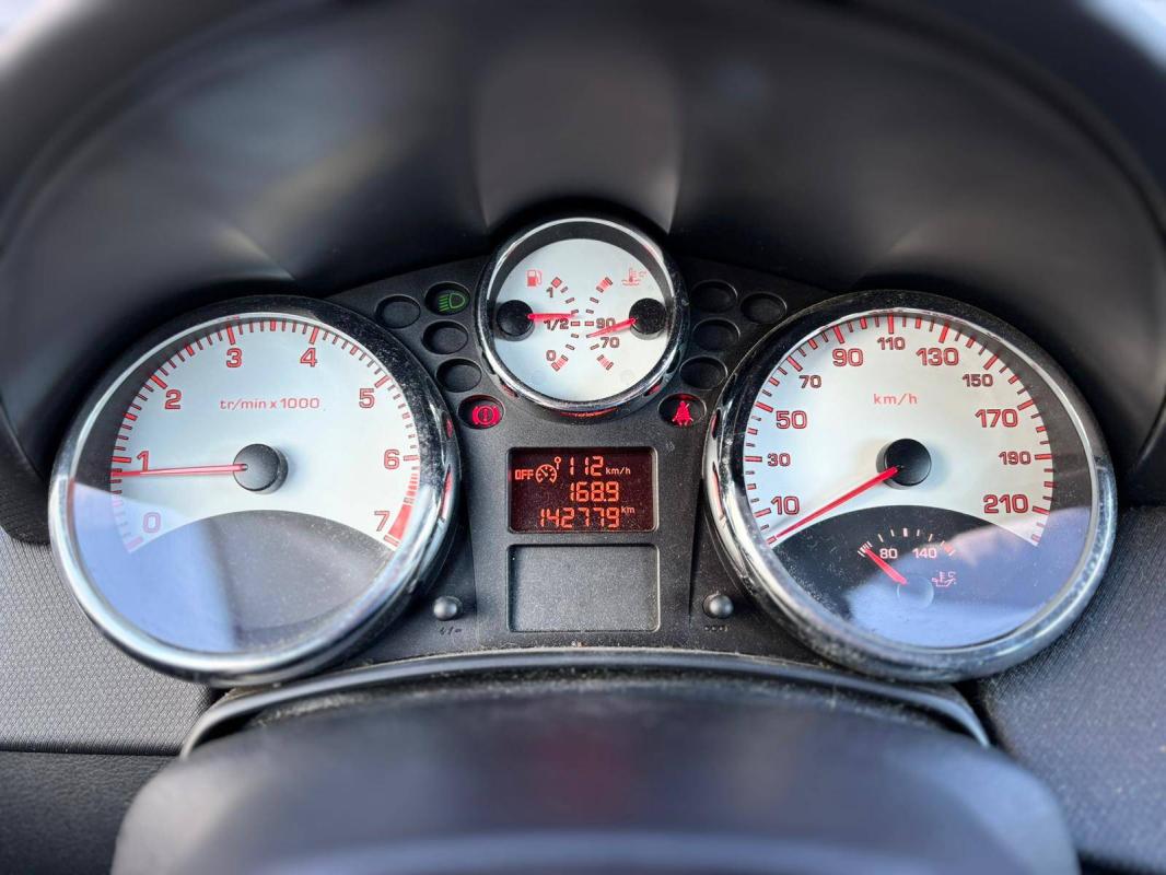 Peugeot 207 1.4 16v Sport 3p
