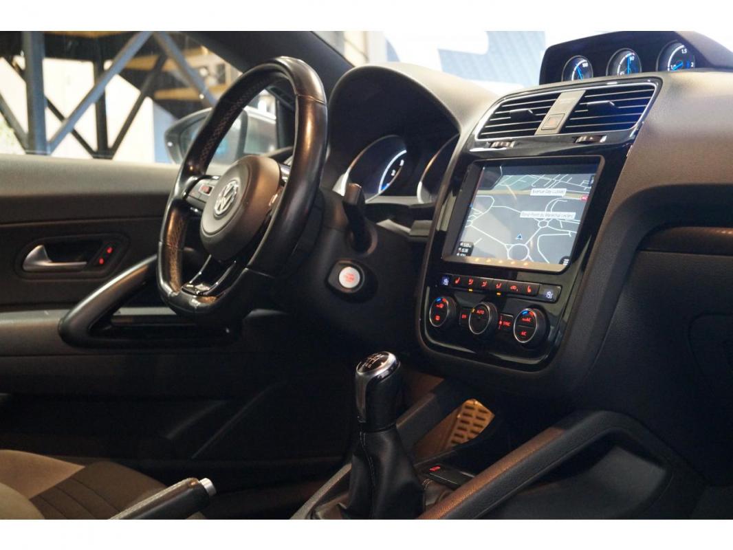 Volkswagen Scirocco 2.0 16V TSI - 280 COUPE R- Suivi constructeur Toit ouvrant