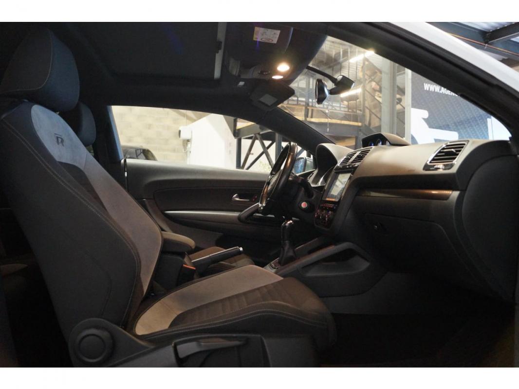 Volkswagen Scirocco 2.0 16V TSI - 280 COUPE R- Suivi constructeur Toit ouvrant