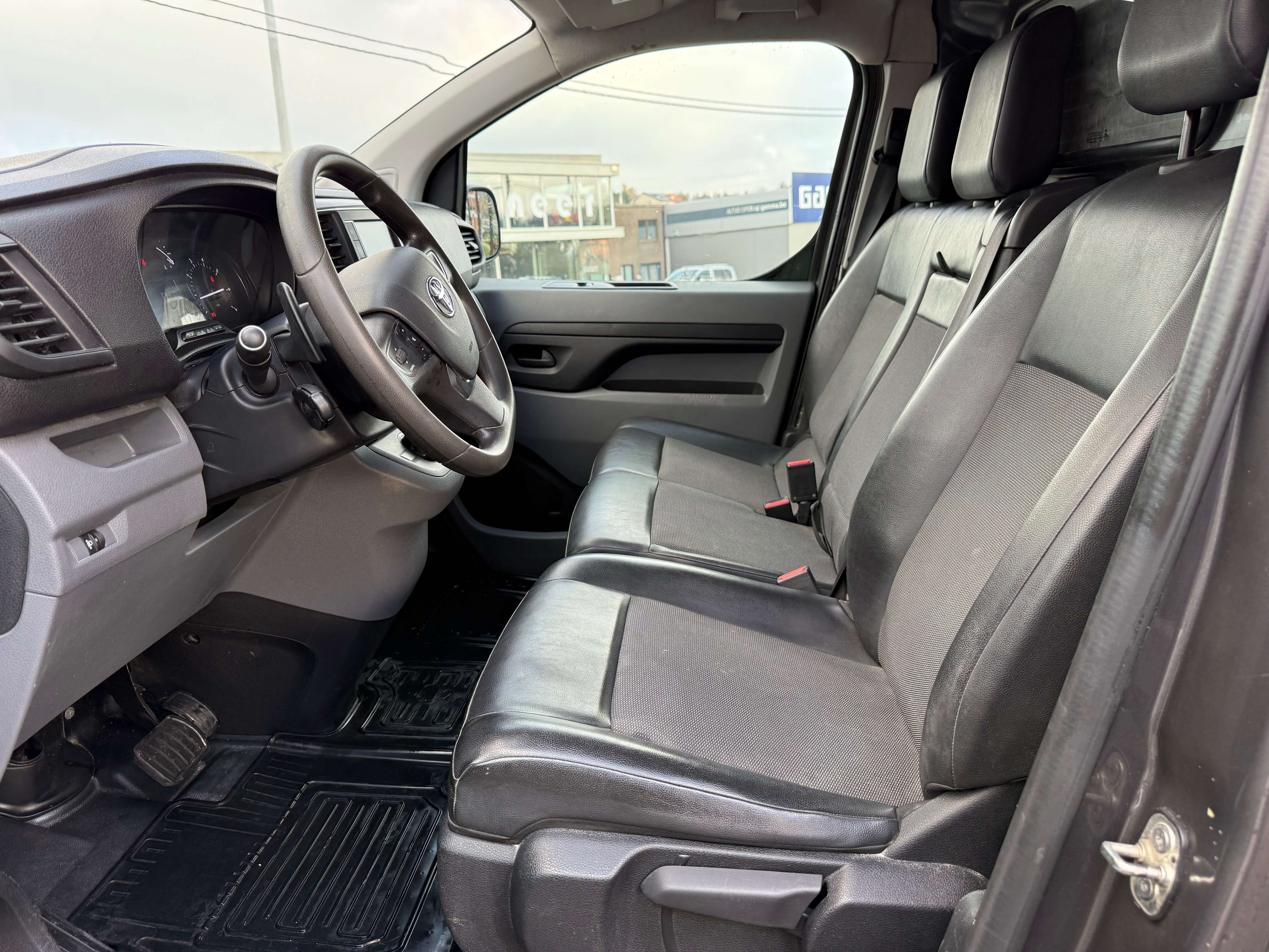 Toyota Proace Proace 2.0 D-4D Long  :/TVA RECUP / GARANTIE 12 M