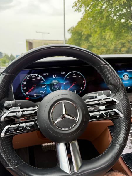 Mercedes-Benz Classe E V (2) COUPE 220 D AMG LINE 9G-TRONIC