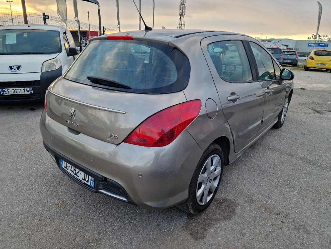 Peugeot 308 1.6 e-HDi112 FAP Business Pack 5p