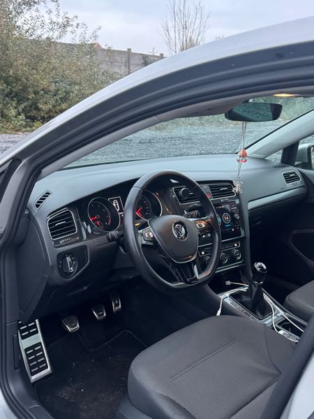 Volkswagen Golf VII 1.0 TSI FACELIFT