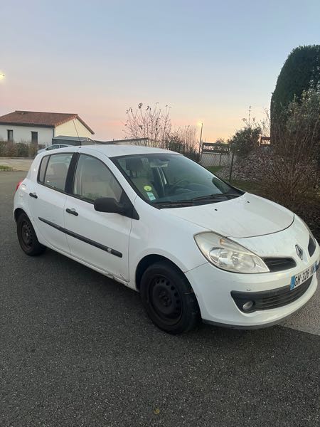 Renault Clio V 1.6 boîte auto