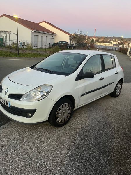 Renault Clio V 1.6 boîte auto