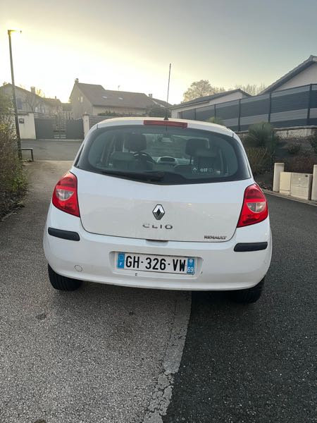 Renault Clio V 1.6 boîte auto