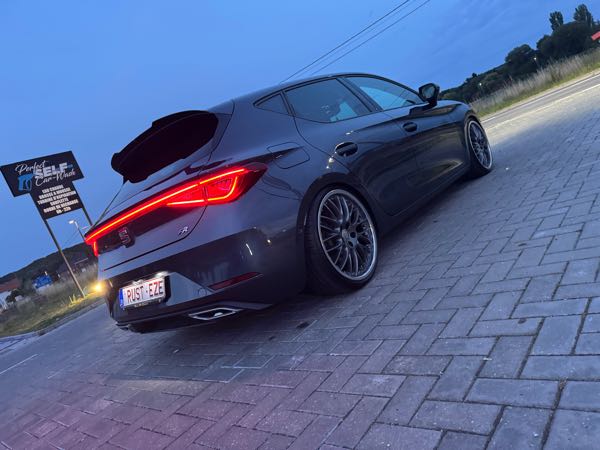 Seat Leon IV 2.0 TDI 115 S&amp;S STYLE BUSINESS